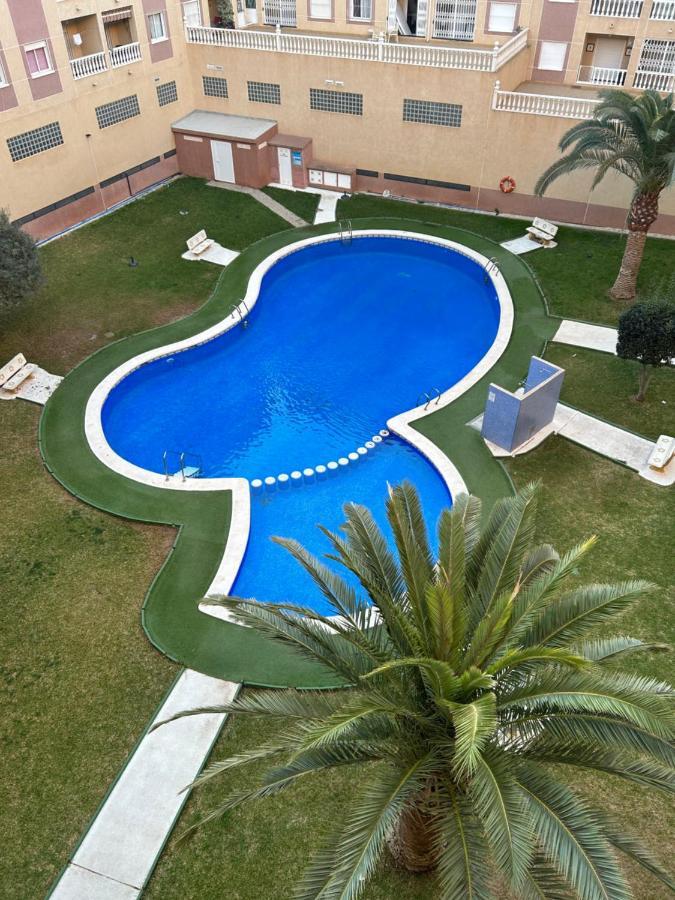 Andy'S Apartment Torrevieja Exterior photo